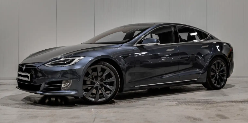 TESLA MODEL S (01/06/2018) - 